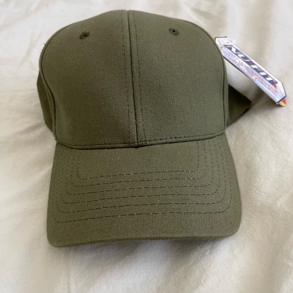 Olive green adjustable baseball cap never worn with tags
